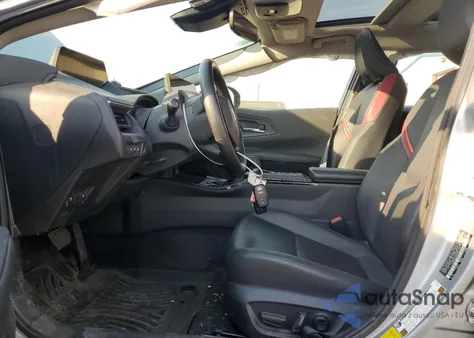 2024 Toyota Prius Prime Se z USA, uszkodzony, nr VIN JTDACACU9R3015673